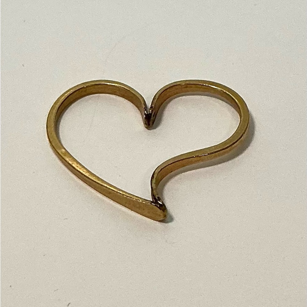 Floating/Open Heart Pendant. Gold-Tone. Vintage